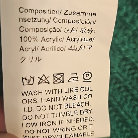 Green Oversized Turtleneck Slit Sweater Sz Medium - Picture 7 of 7